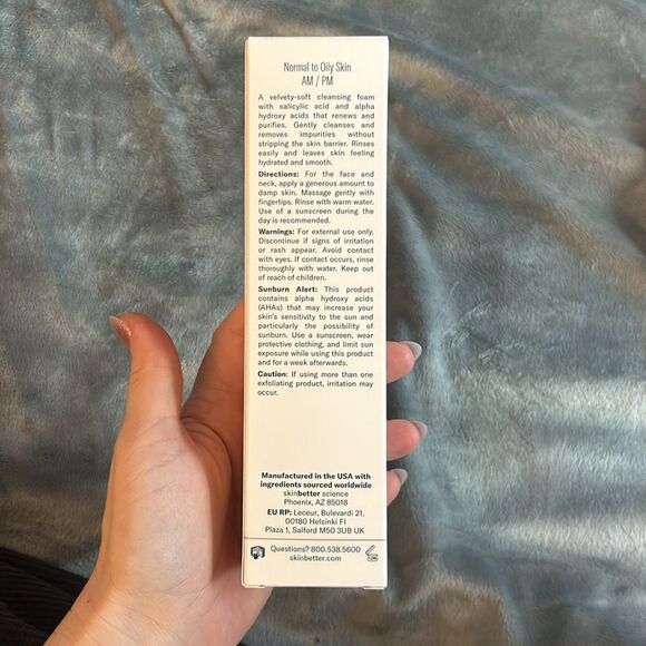 NIB SKINBETTER Science Refining Foam cleanser - Picture 3 of 6